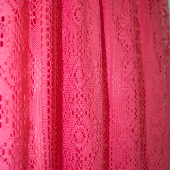 Bailey Blue Lace Maxi Dress in Coral Size Medium - Picture 4 of 5